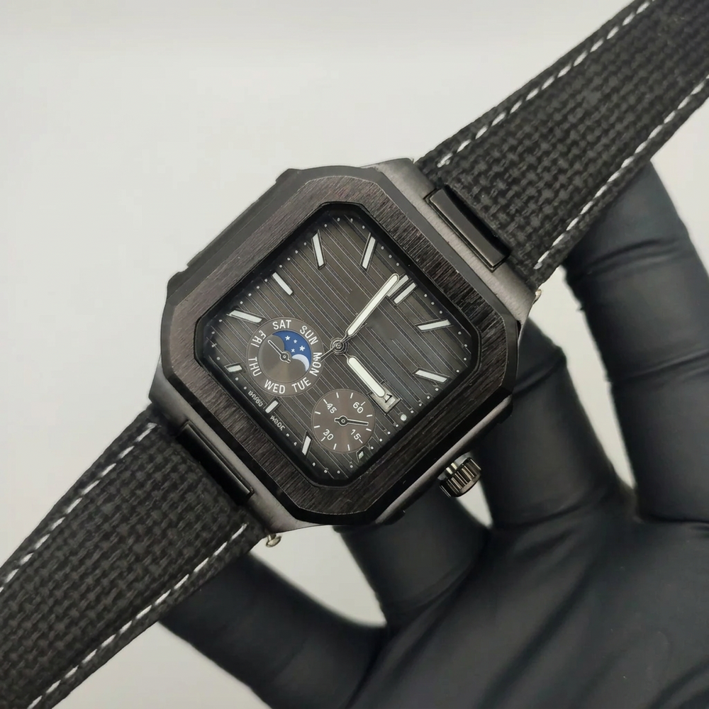 Platinum Moon Phase Watch – Men's Black Dial Wristwatch (42mm)